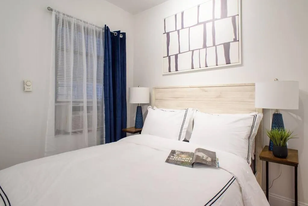 69-5D Winter Getaway Stylish Lower East Side 1Br Apt New York United States